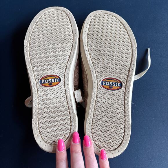 Fossil Gold Metallic Shimmer Statement Sneakers Lace Up Comfort Shoes Size 7 - Picture 8 of 10